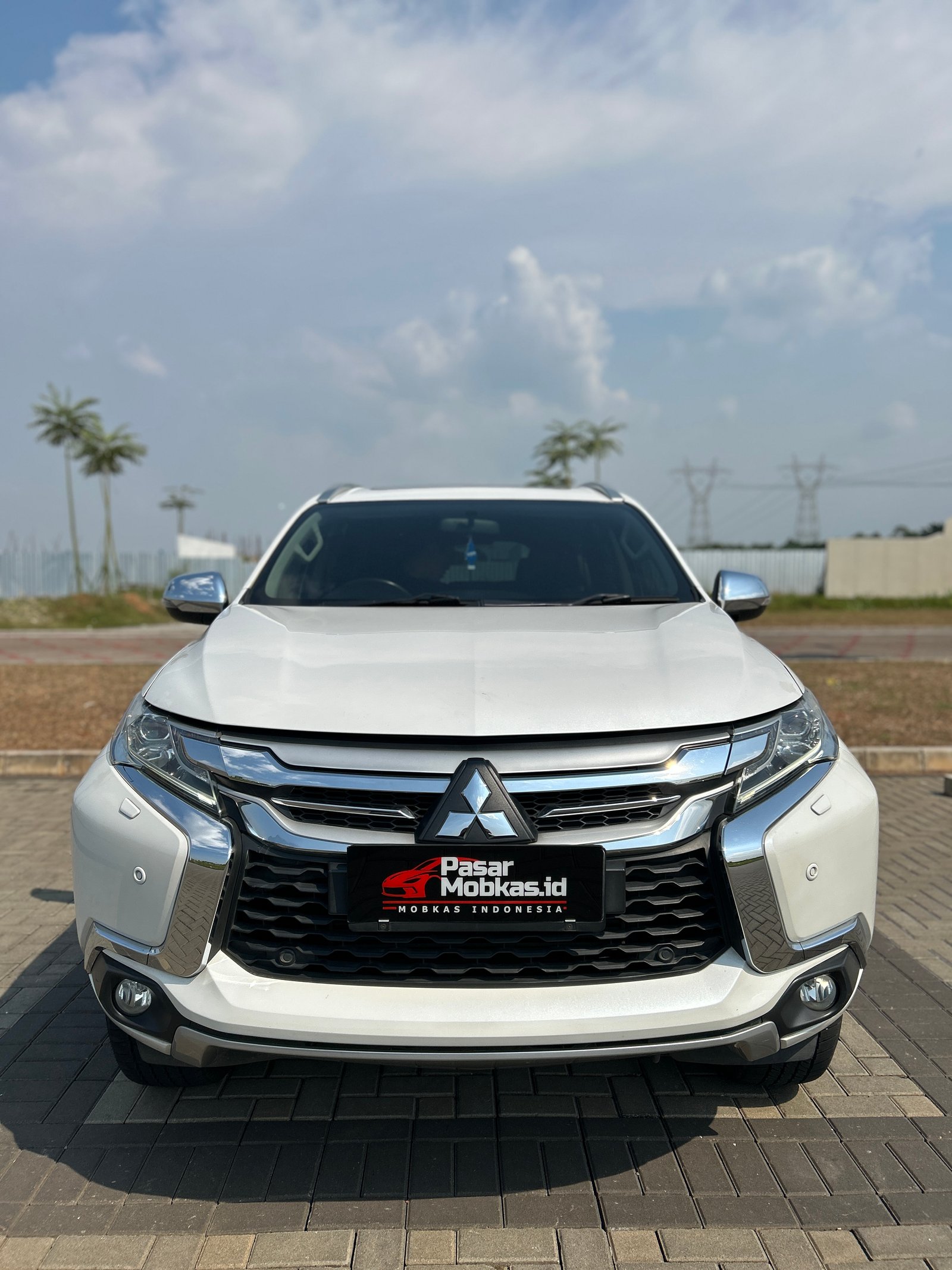 MITSUBISHI PAJERO DAKKAR 4x2