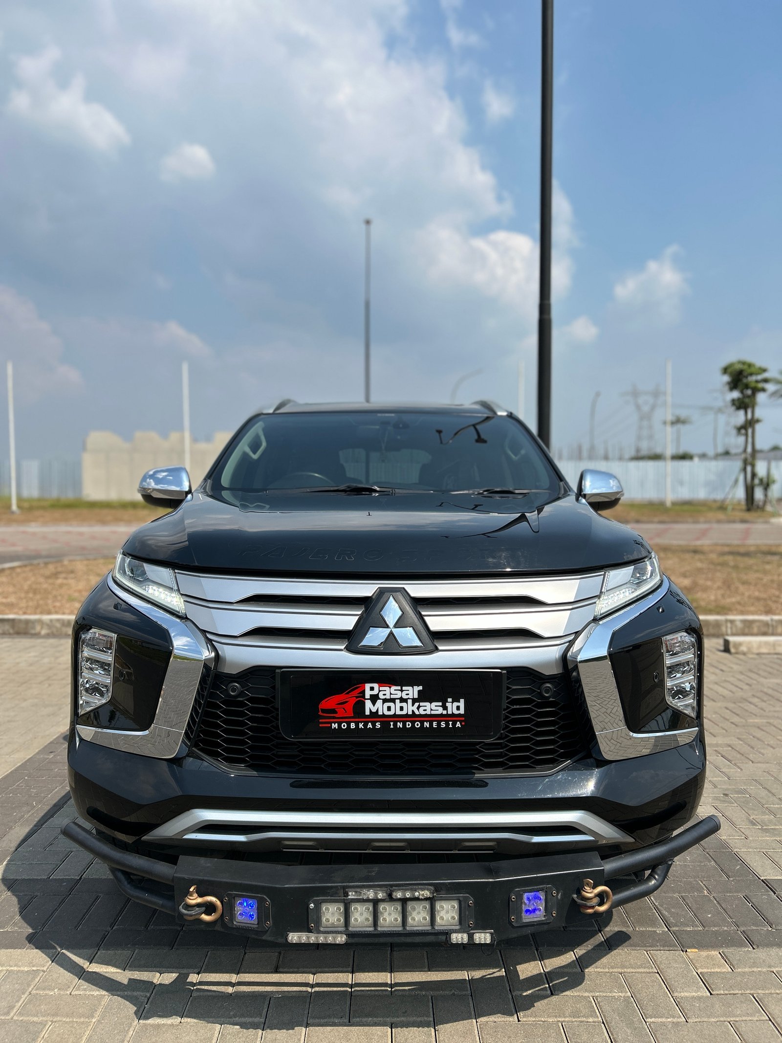 MITSUBISHI PAJERO DAKKAR 4x2