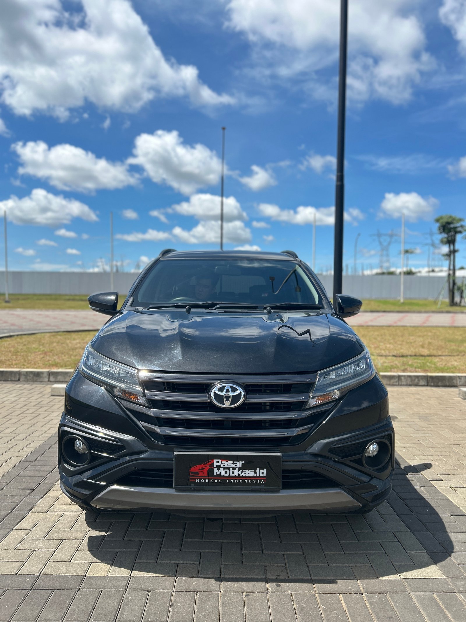 TOYOTA RUSH GR