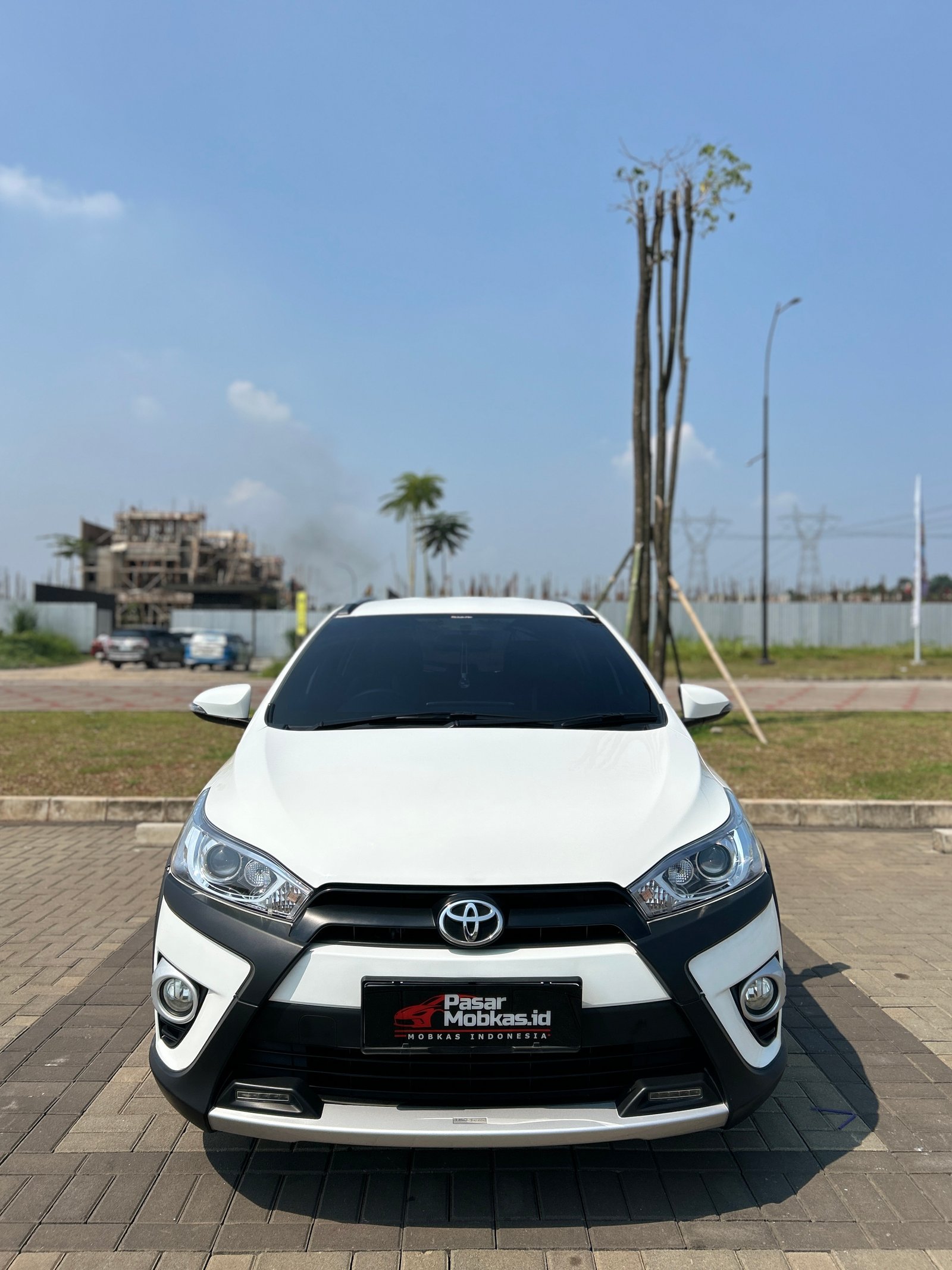 TOYOTA YARIS HEYKERS